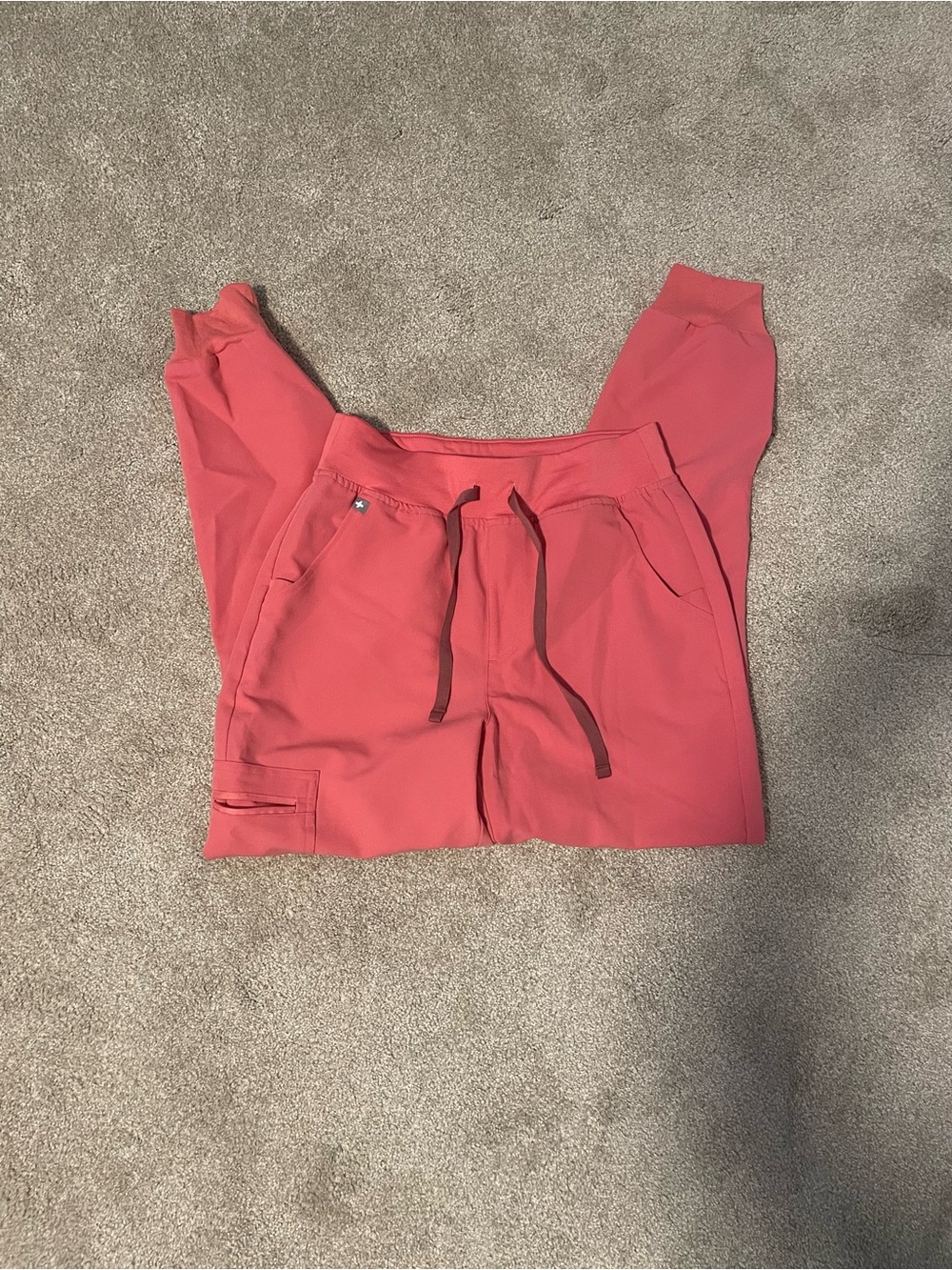 FIGS Coral joggers